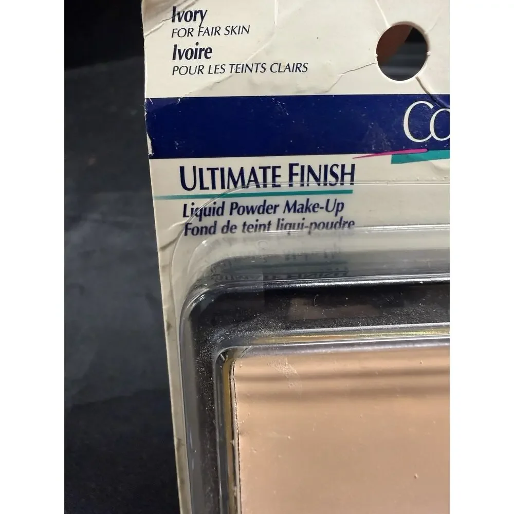 RARE DISCONTINUED Cover Girl Ultimate Finish Liquid Powder Make Up 110 Ivory